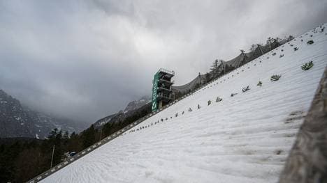 Entwarnung nach Sturz von Taj Ekart in Planica