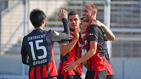 Bas Dost (r.) verlässt Eintracht Frankfurt und wechselt zum FC Brügge