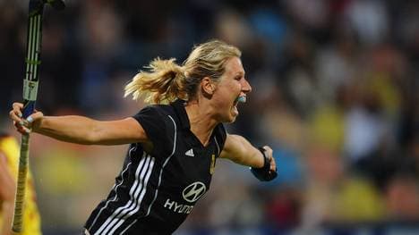 Spain v Germany - Women's EuroHockey 2011