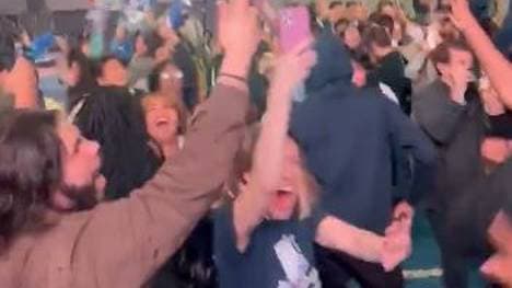 Am Campus der Saint Peter's Peacocks brachen nach der March-Madness-Sensation alle Dämme