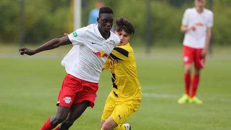 U17 Borussia Dortmund v U17 RasenBallsport Leipzig - B-Juniors Bundesliga Semi Final