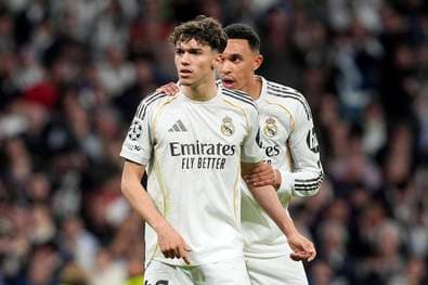 Er verblüfft schon die Legenden