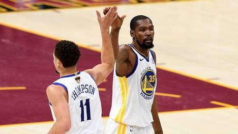 Klay Thomspon und Kevin Durant führten die Golden State Warriors zum Sieg gegen Sacramento
