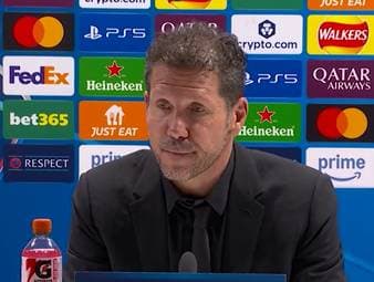 Nach dem bitteren Aus im Halbfinale gegen Arsenal verabschiedet sich Diego Simeone erhobenen Hauptes von der Bühne in der Königsklasse. Der Trainer spricht nach der Niederlage seinen Dank an Spieler und Fans aus.