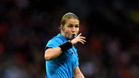 Esther Staubli wird das Endspiel der Königsklasse leiten