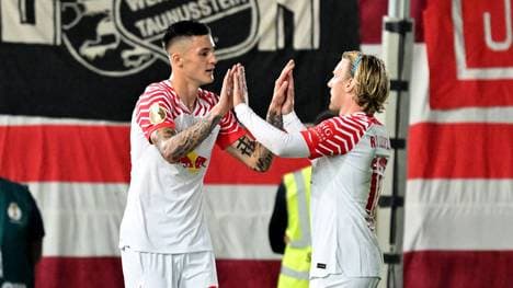 Emil Forsberg und Benjamin Sesko, die beiden Leipziger Torschützen