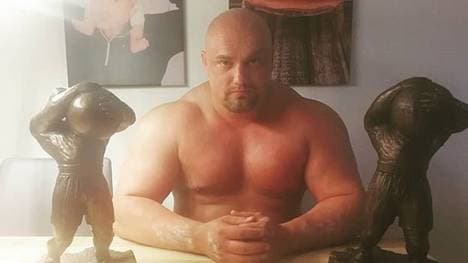 Raffael Gordzielik - Spitzname: "German Godzilla" ist ein erfolgreicher Strongman
