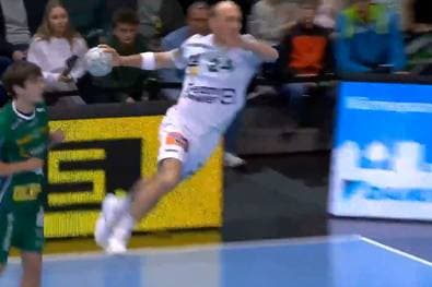 Unglaublich! 16-Tore-König überragt