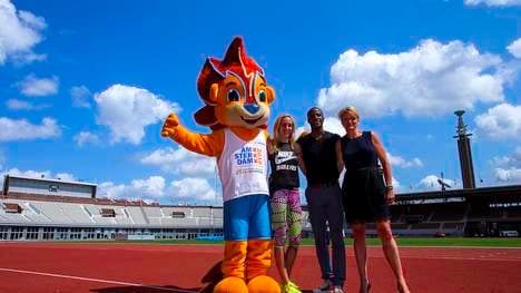 Adam (l.) heißt das Maskottchen der diesjährigen Leichtathletik-EM in Amsterdam