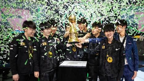 Nach 2018 holt RNG den Titel des MSI wieder zurück nach China 