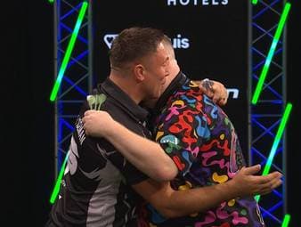 Gerwyn Price gewinnt das Viertelfinale beim Grand Slam of Darts gegen Ricky Evans und steht als erster Spieler im Halbfinale.