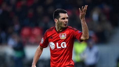 Umstrittene Personalie: HSV-Neuzugang Emir Spahic ist bei Bayer Leverkusen in Ungnade gefallen. 