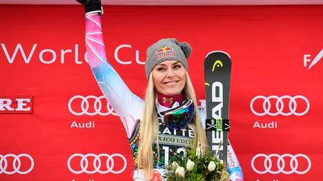 SKI-ALPINE-WORLD-WOMEN-DOWNHILL-PODIUM