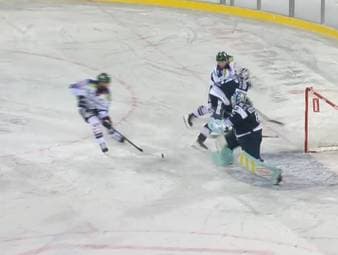 Zum siebten Mal fand ein Spiel der DEL unter freiem Himmel statt. Beim Winter Game 2026 ärgerte Aufsteiger und Schlusslicht Dresden Meister Berlin lange, dann schlugen die Eisbären spät noch zu.