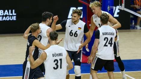 Den DVV-Männern gelingt gegen Serbien eine Aufholjagd