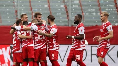 Das Spiel der Würzburger in Karlsruhe kann stattfinden