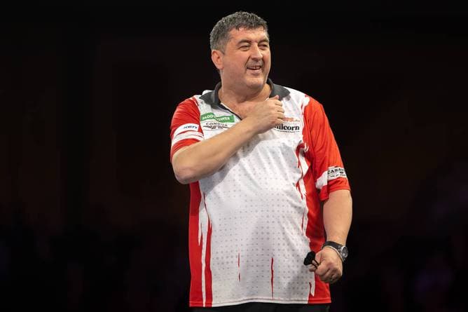 Darts-Star sendet besondere Einladung an Basler