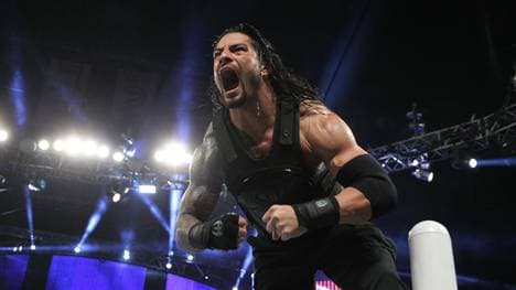 Roman Reigns gewann bei Monday Night RAW den WWE World Title von Sheamus