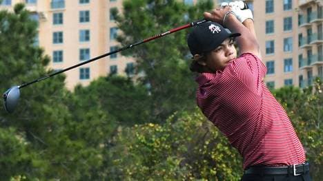 Charlie Woods zeigt seinen Können auf dem Golfplatz