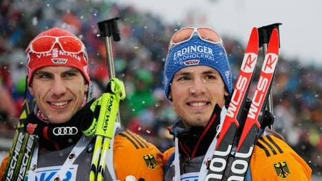 Arnd Peiffer und Simon Schempp jubeln in Ruhpolding