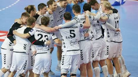 THW Kiel schlägt Barcelona im Finale 33:28