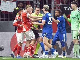 Traumtor-Abend endet mit Zoff