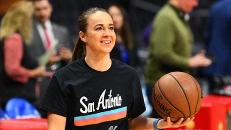 Becky Hammon hat als erste Frau ein NBA-Spiel als Head Coach betreut