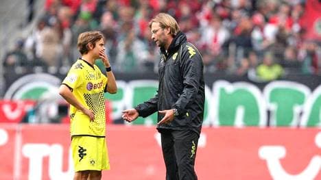 Chris Löwe im Gespräch mit Jürgen Klopp 
