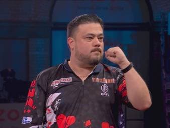 Danny Baggish schlägt in seinem ersten WM-Spiel Matt Campbell deutlich mit 3:0 und wartet nun auf das Duell gegen Mervin King.