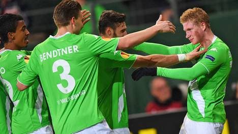 Kevin De Bruyne (r.) ist nun der alleinige Topscorer der Bundesliga