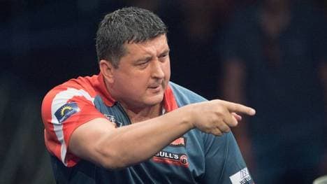 Mensur Suljovic will die Schmach der vorjährigen Darts-WM wieder gut machen