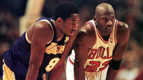 Legenden unter sich: Kobe Bryant(l.) und Michael Jordan