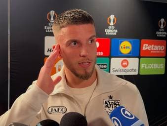 Ermedin Demirovic ist nach der 0:1-Niederlage gegen Celtic Glasgow nicht gut auf den VAR zu sprechen, der seinen Treffer einkassiert hatte.