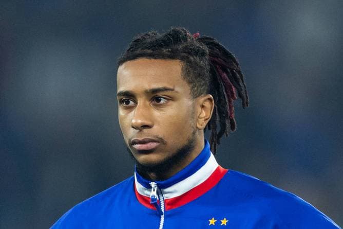 Olise sitzt 78 Minuten auf der Bank - und verpasst Díaz