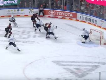 Die Kölner Haie siegen in einem Neun-Tore-Spektakel gegen die Adler Mannheim.