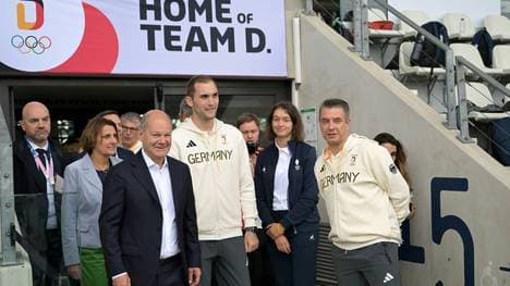 Polit-Prominenz im Deutschen Haus in Paris 