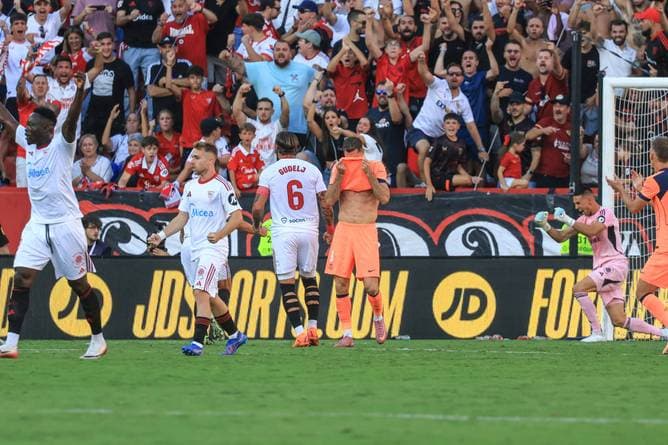 Hohn für Lewandowski nach verschossenem Elfmeter