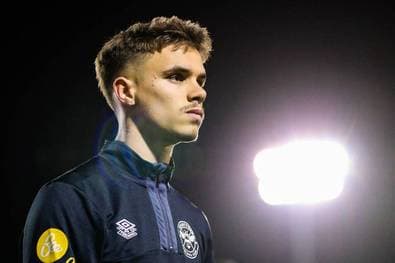 „Schlaf gut Papa“: Romeo Beckham stichelt gegen Vater David