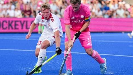 Kapitän Mats Grambusch (r.)