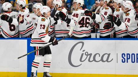 Lukas Reichel verlässt die Chicago Blackhawks