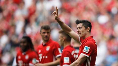 Bayern Muenchen v FC Augsburg - Bundesliga