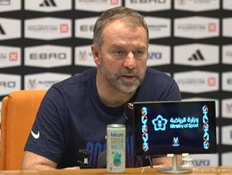 Der FC Barcelona gewinnt den Supercopa de Espana gegen Real Madrid. Nach der Partie war Barca-Coach Hansi Flick voll des Lobes für Doppeltorschütze Raphinha.