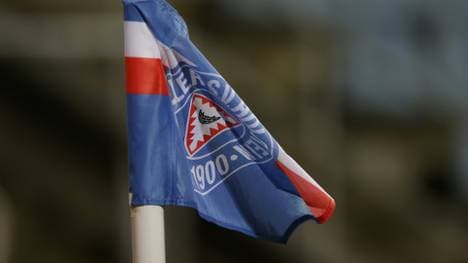 Kiel bindet Eigengewächs und verleiht es nach Osnabrück