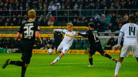 Der Führungstreffer von Oscar Wendt gegen den FC Augsburg hätte laut Drees nicht zählen dürfen