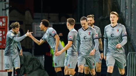 Zweitligist St. Pauli blamiert den BVB 