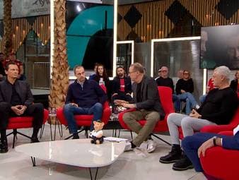 Das Aus von Trainer Dino Toppmöller bei Eintracht Frankfurt besiegelt. Die Runde im SPORT1 Doppelpass reagiert live auf diese Meldung.