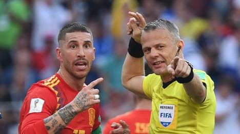Sergio Ramos' (l.) Spanien war das fairste Team der WM 