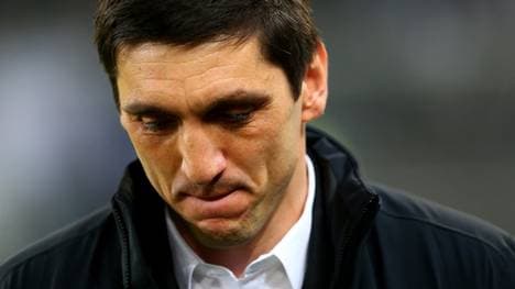 Hannover 96 Trainer Tayfun Korkut gegen Hamburger SV