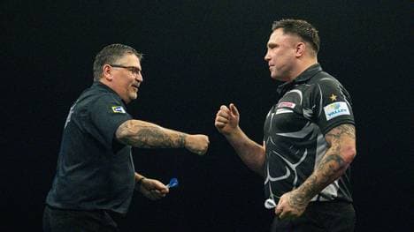 Anderson (l.) setzte sich gegen Price durch