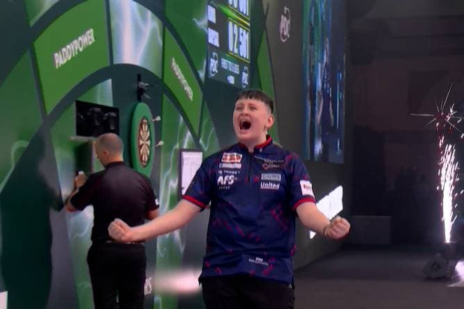 Littler 2.0? Darts-Wunderkind sorgt für Aufsehen